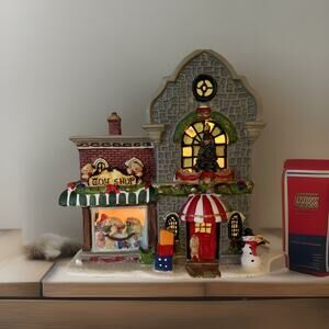 Holiday Inspiration Toy Shop